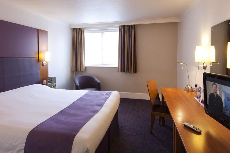 Premier Inn Birmingham South Rubery מראה חיצוני תמונה