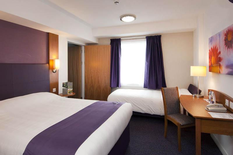 Premier Inn Birmingham South Rubery מראה חיצוני תמונה